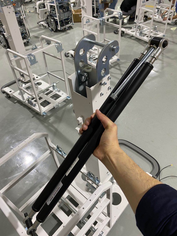 Gaszugfedern f&uuml;r Wandong mobiles Roentgensystem