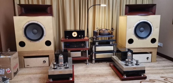 Bild 1 ACE und Shenzhen BaiRuiKe Technology